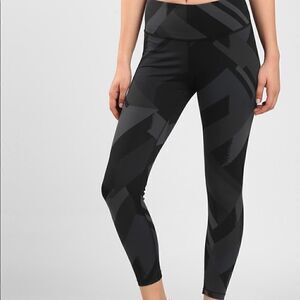 Brooks Mid Rise Printed Leggings